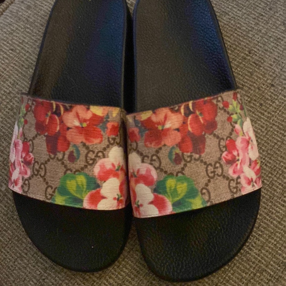 Gucci Slides, Size 9